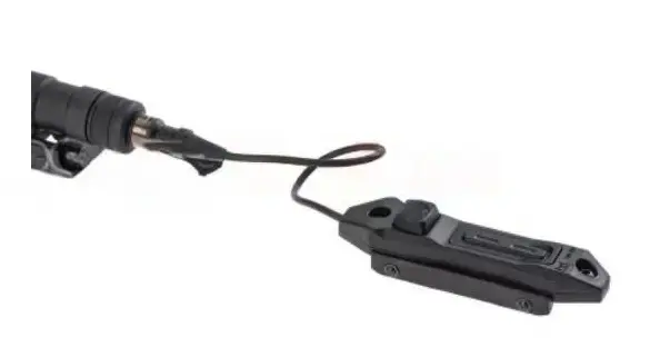 linterna-m300a-mini-scout-tactical-negra-wl0003-wadsn.webp